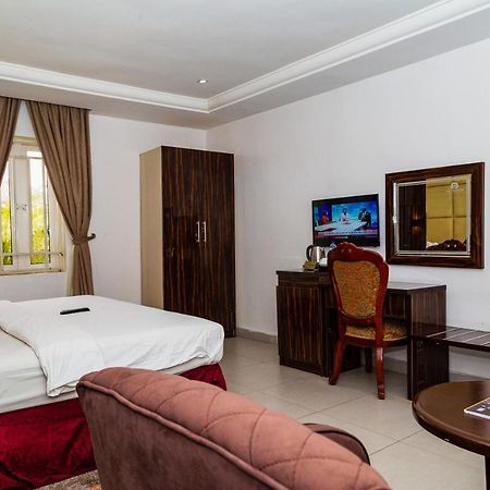 Pennsylvania Avenue Hotel Wupa Bagian luar foto